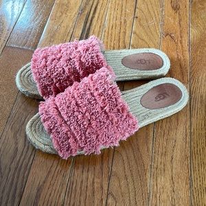 Ugg shoes/slippers